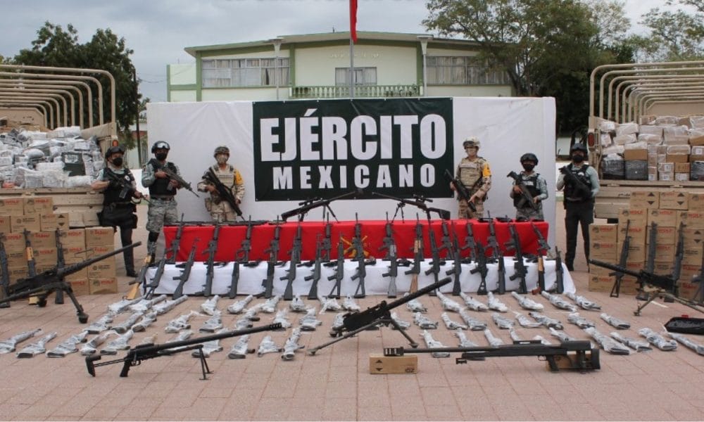 FGR asegura arsenal de guerra y abre 57 investigaciones en 14 estados