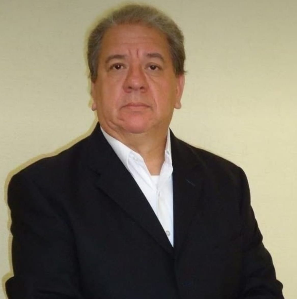 Ya Cantó El Gallo. Ya es VIERNES 27 de Febrero. Saludos desde el Sur de Monterrey. Por Tío Toño