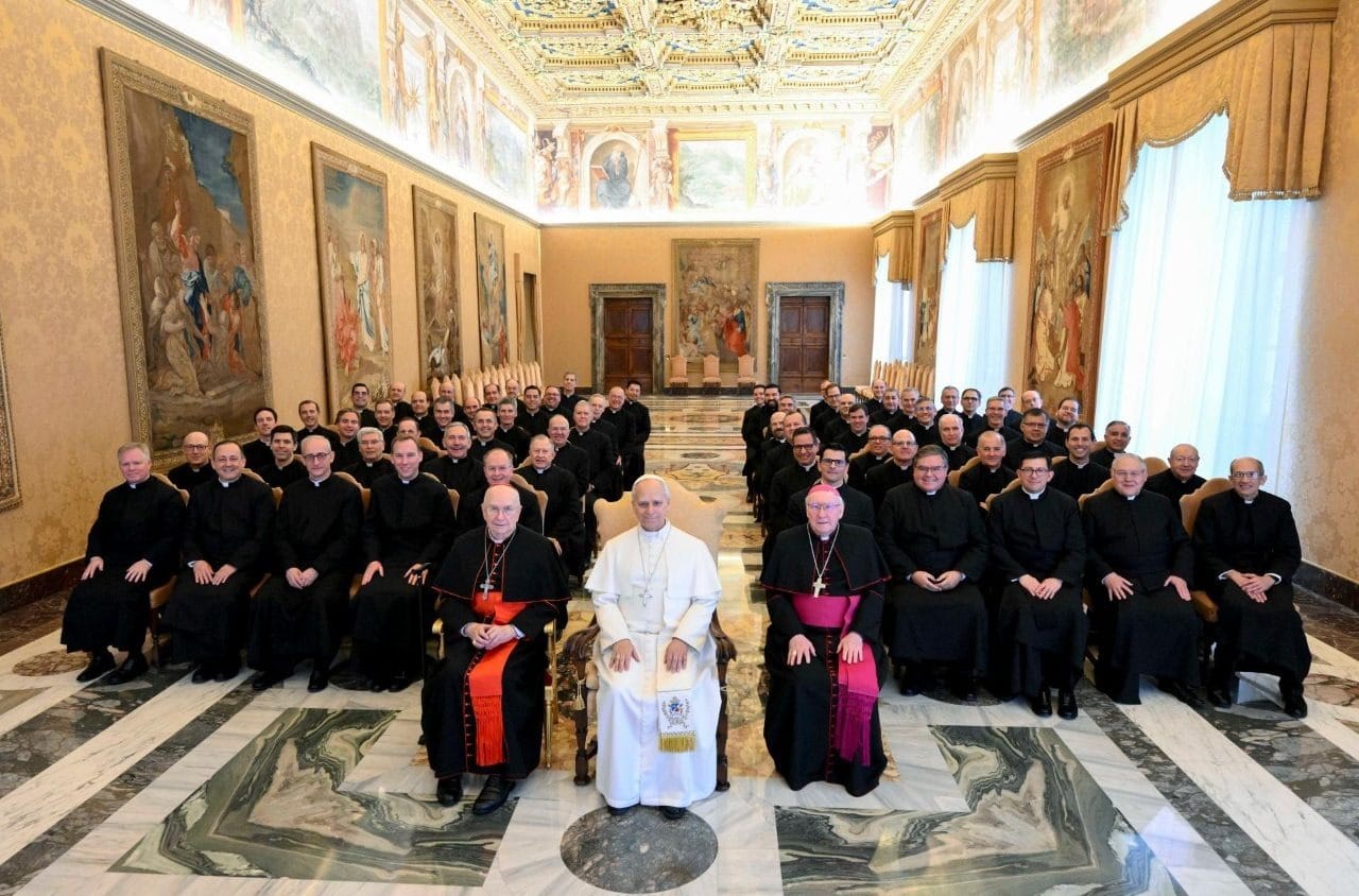 El Papa León XIV manifestó su alegría por recibir a los padres de los Legionarios de Cristo en la fase final del Capítulo