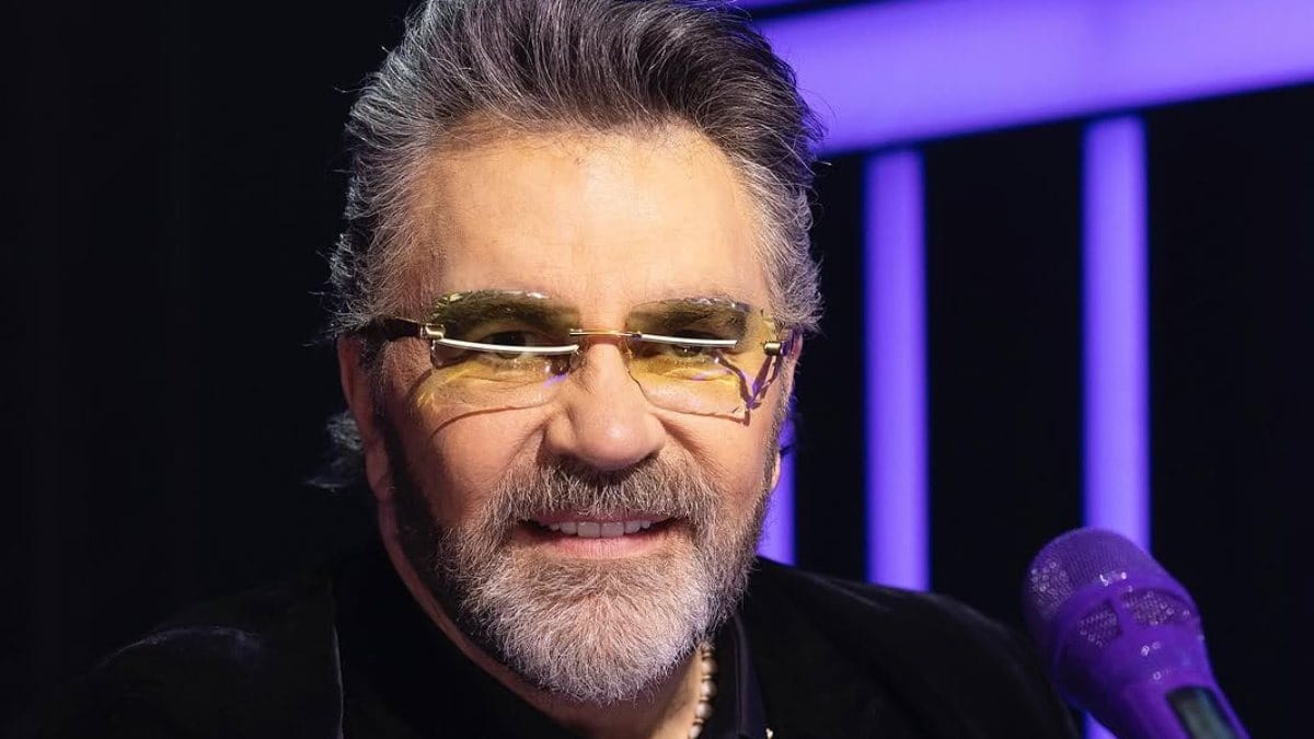 Ya Cantó El Gallo. Ya es SABADO 07 de Febrero. Saludos desde el Sur de Monterrey. Por Tío Toño