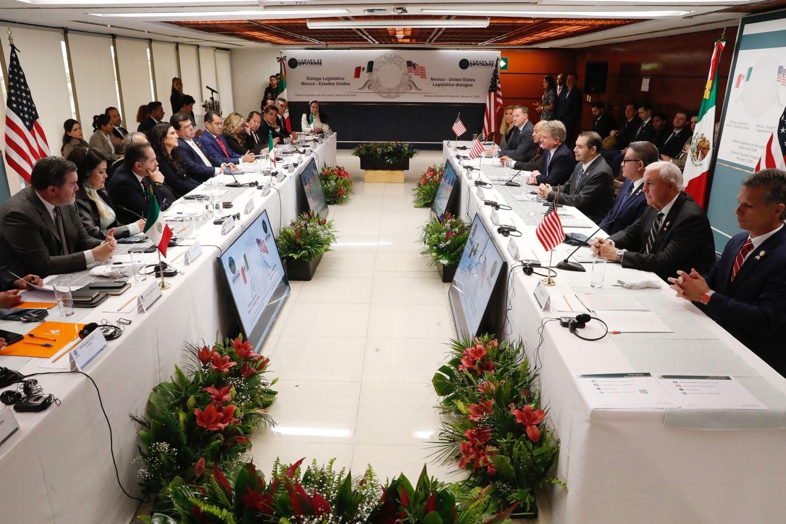 Se reúnen en San Lázaro legisladores de México y Estados Unidos