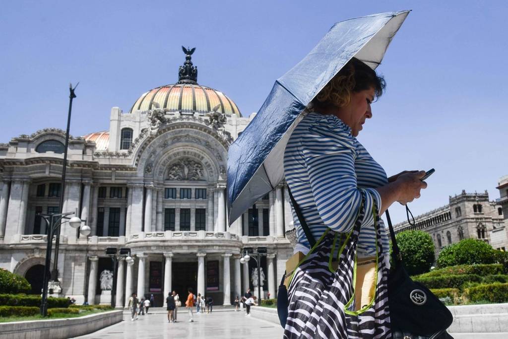 En la CDMX el calor llegará  este martes hasta los 28°C
