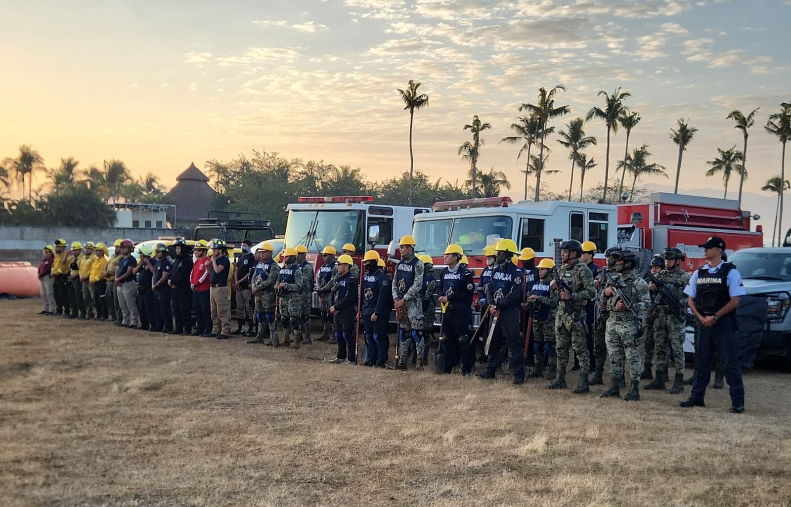 Despliega Marina a 110 elementos para combatir un incendio forestal en Nayarit