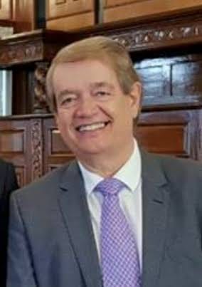 Arsenal.  “De aquí sólo me sacas a balazos…”.  Por Francisco Garfias.