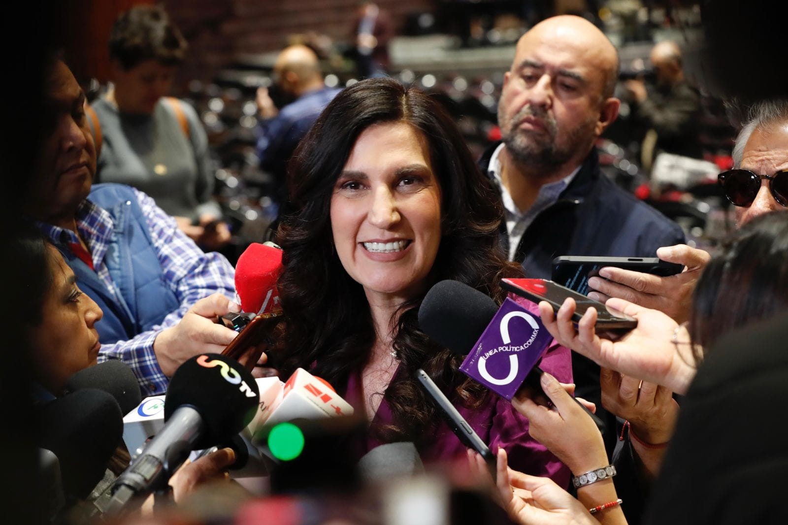 Esperamos la llegada de la reforma electoral, “no habrá fast track y se respetará el reglamento”: Kenia López