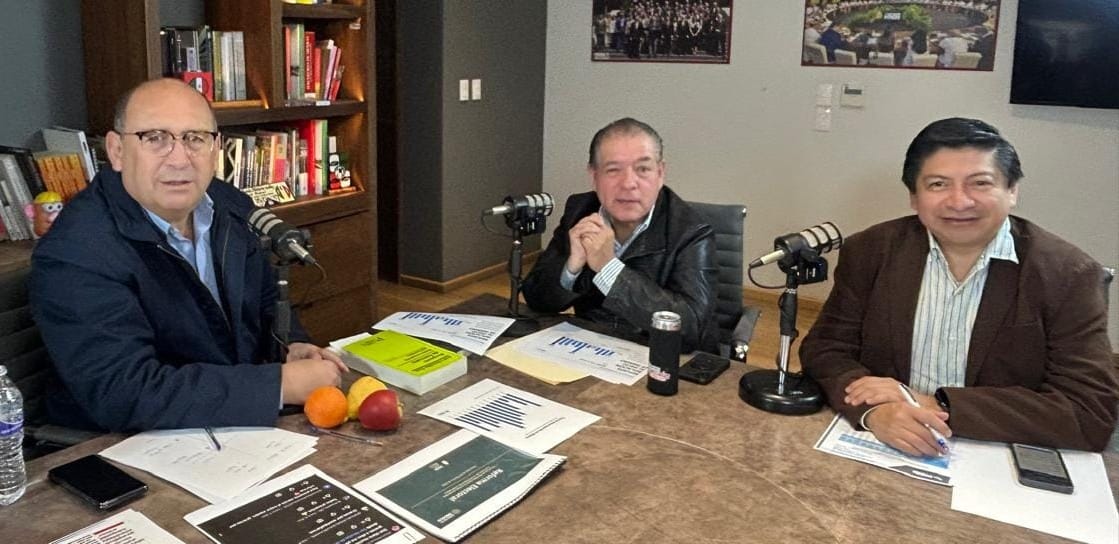 México enfrenta un escenario económico preocupante por la irresponsabilidad e incapacidad del gobierno, afirmó Rubén Moreira