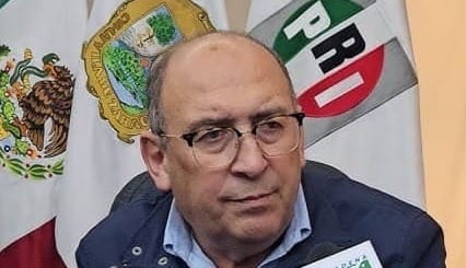 Desde el Norte.  El Monstruo.  Por Rubén Moreira Valdez