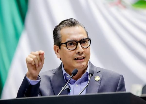 Promueve MC en cámara de diputados incluir educación digital y financiera en nivel básico