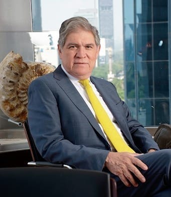 En Movimiento.  Fortalecer la Presidencia.  Por Liébano Sáenz