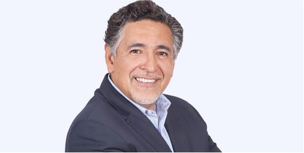 Gente Detrás del Dinero Haciendo cinito Por Mauricio Flores