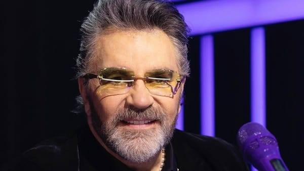 Ya Cantó El Gallo. Ya es SABADO 07 de Febrero. Saludos desde el Sur de Monterrey. Por Tío Toño