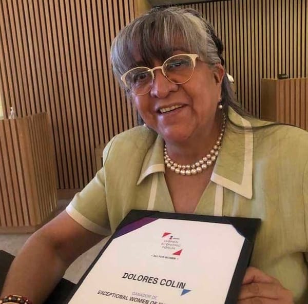 Hechos y Susurros.  Cero y van dos. Por Dolores Colín