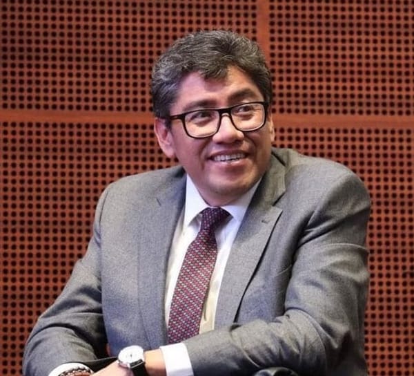 Una Historia para Compartir.  La paz ante la tormenta global.  Por Saúl Monreal Ávila